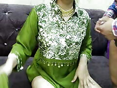 Indian Sara 18 yo teenager gets fucked by her step dad on her dhubi girls xxx in hindi hardcore sex fuck her pussy lick her pussy