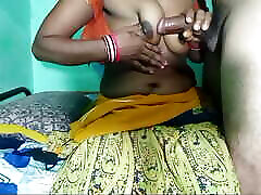 Brother-in-law taught how to make videos by fucking the elder sister-in-law of the Indian village. Hot Indian sister-in-law