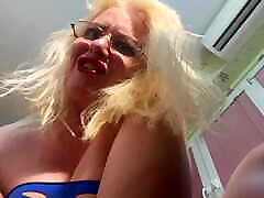 You should be my piss slave if you want to be your piss whore