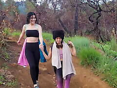 Exhibitionism in the woods, I get a cute girl to fuck