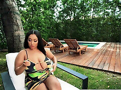 joi boob tease con juliana dreams