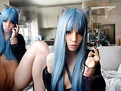Alt女孩吸烟和显示她的猫问我完整vid