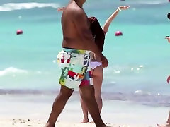 putas do super Winter in white bikini on Bahamas 2016