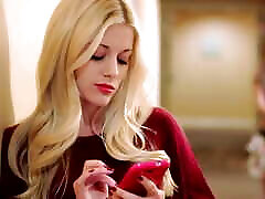 blonde charlotte stokely und behaarte natasha malkova