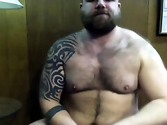 Hairy Bear Loves Stinky Armpits for Masturbation Fun