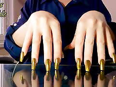 taraudage des ongles ongles dorés