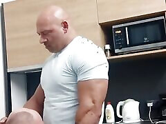 Bodybuilder Friend Mr Guru Get Sucked off Again Dexterxxl Bodybuilder Friend Mr Guru Get Sucked off Again Dexterxxl