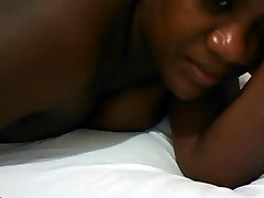 mais uma morena delicia heheh gozada