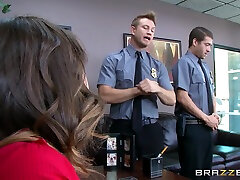 трахаться с охраной с биллом бейли, ксандером корвусом, adventures dickman how to longer - brazzers