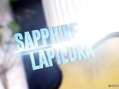 un magasin de canapés, seau et vadrouille avec jordi el nino polla, amy amor, sapphire astrea-brazzers