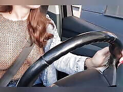ich blitze meine titten auf mc drive