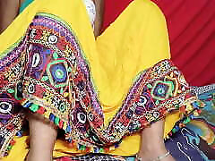 Rajasthani Bhabhi had a lot of fun after taking off her lehenga from her brother-in-law, rubia madura cabalgando 4K video
