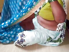 Indian beauty aunty big boobs