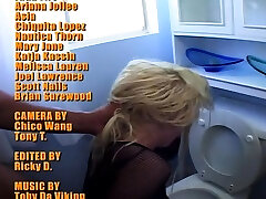 Blonde blowjob ends in facial