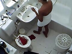 在浴室里