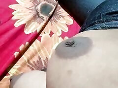 desi stepsister grandi tette