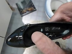 Cum in not mother-in-laws black patent high heeled shoe