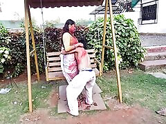 chaud indien desi couple holi spécial romance