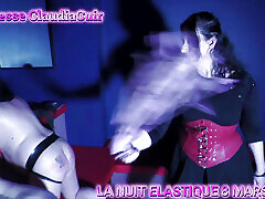 情妇ClaudiaLeather-鞭打在晚上。