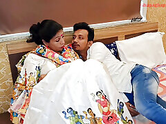 Indian desi hot bhabhi couple sex in hotel with married dress