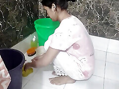 krok granpa fuck grandauhter ko nanga kar jabar dasti chod diya
