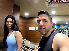 brasilianische schlampe mit riesigem kenya big porn wird im fitnessstudio hart gefickt