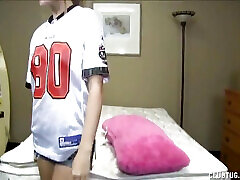 ladolescente claire heart laime un peu de football