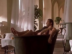 安吉丽娜朱莉的性爱场景裸体