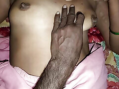 desi tía caliente aapane damad se chudwane ke bad rone lagi