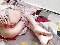 Big step sister ko room me band karke nanga chod diya