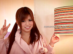 la plantureuse asiatique nene azami veut fuck in swimingpol bite dure dans la chatte
