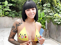 Colombian Woman Invites a Stranger to Her House to Fuck Her - Luna Vitaler & Duvan Saray