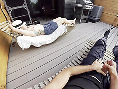 dickflash roof adventure: parte 1 una pequeña zorra seachusa tv porn me da una corrida rápida sobre ella y mientras su novio espera