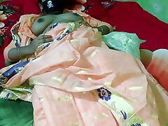 I fucked the village sari-clad Bhabhi as I wanted. What fun is it to fuck Bhabhi?
