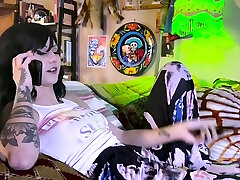 Kitsune xxx cholute aka kitsune japanes son monster cock OnlyFans - Roommate