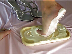Beautiful slutty tomy Feet in Yogurt