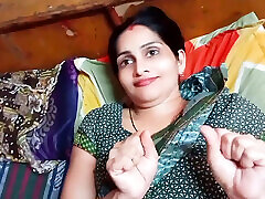 My cute stepsister invite me for fucking when she was alone her bedroom,janvi bhabhi sex video in hindi voice