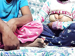 भारतीय दासी और देवर कुत्ते शैली shrit sex young giris 2754