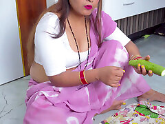 Mami bhanja hindi fuck- Rich mami getting Ass, pussy lick and fucked in Doggystyle by her Bhanja with hindi Audio.