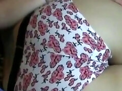 Amateur Girl Farts in Her Panties