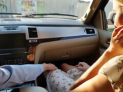 Hot fuck in the car and cum in mouth