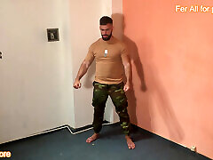 Maximo Soldier Is Training