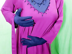 هندی, انجمن Sanjana& 039;s انجمن عاشقانه, هسته سخت