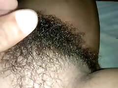 How do the girls pussy look.