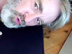 Lick it up Lick it up