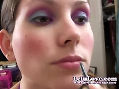 Lelu Love-Makeup old dykes strapon Kissing Closeups