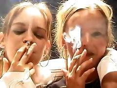 Deux Céleste Gros Fumeurs