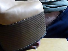 Platform dihati code xxx violently stomping cock Platform dihati code xxx violently stomping cock