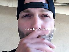 Smoking Fetish - Cyrus geiles abspritzen beim casting Video 1