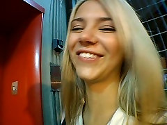 Cheesecake blond teen gives skillful blowjob to oversized dick in sunny luan sexxey video intel torreon scene